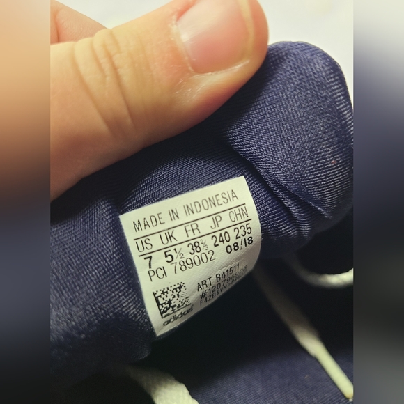 Adidas Orignials Women's Superstar Navy Fashion Velvet Sneakers Size 7 US Womens - Picture 8 of 9